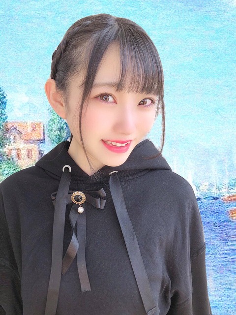 EWNzG_VU8AAtuoP