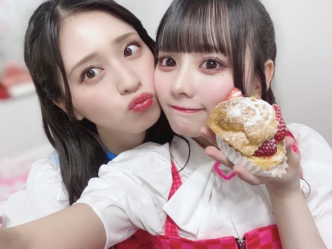 akB700012