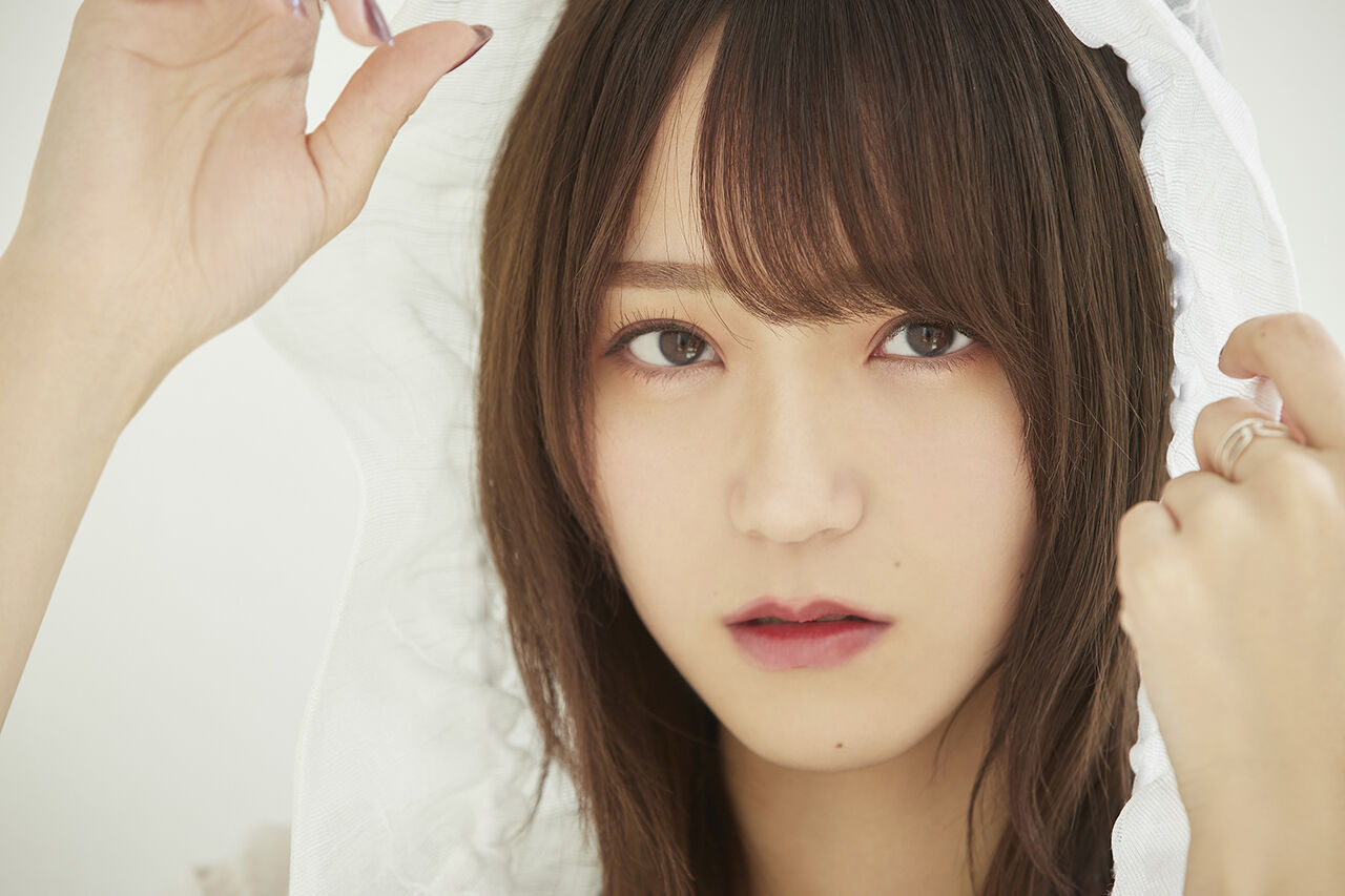 イコラブ] HUSTLE PRESS「=LOVE（イコールラブ）連載 私服でポン！（秋 
