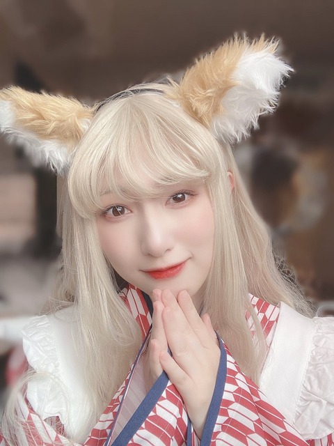 akB900006