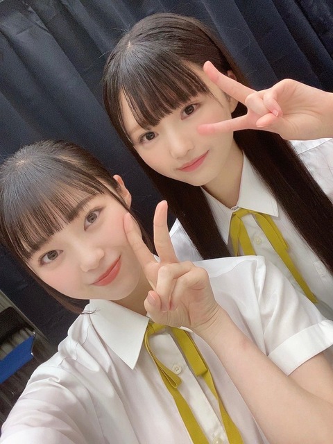 akI400010