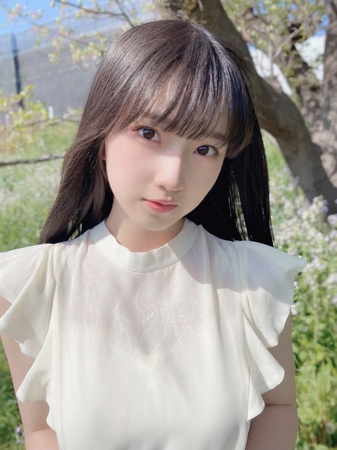 akI100004