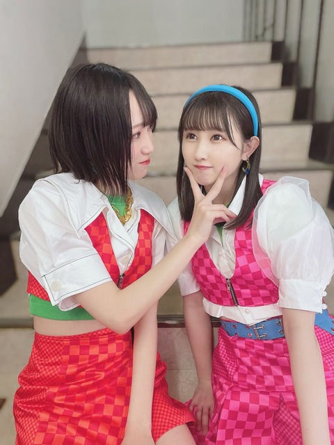 akB200011