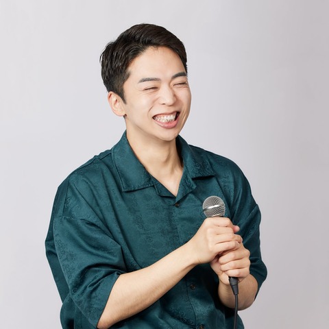 HKClH8KaYAAGaiV