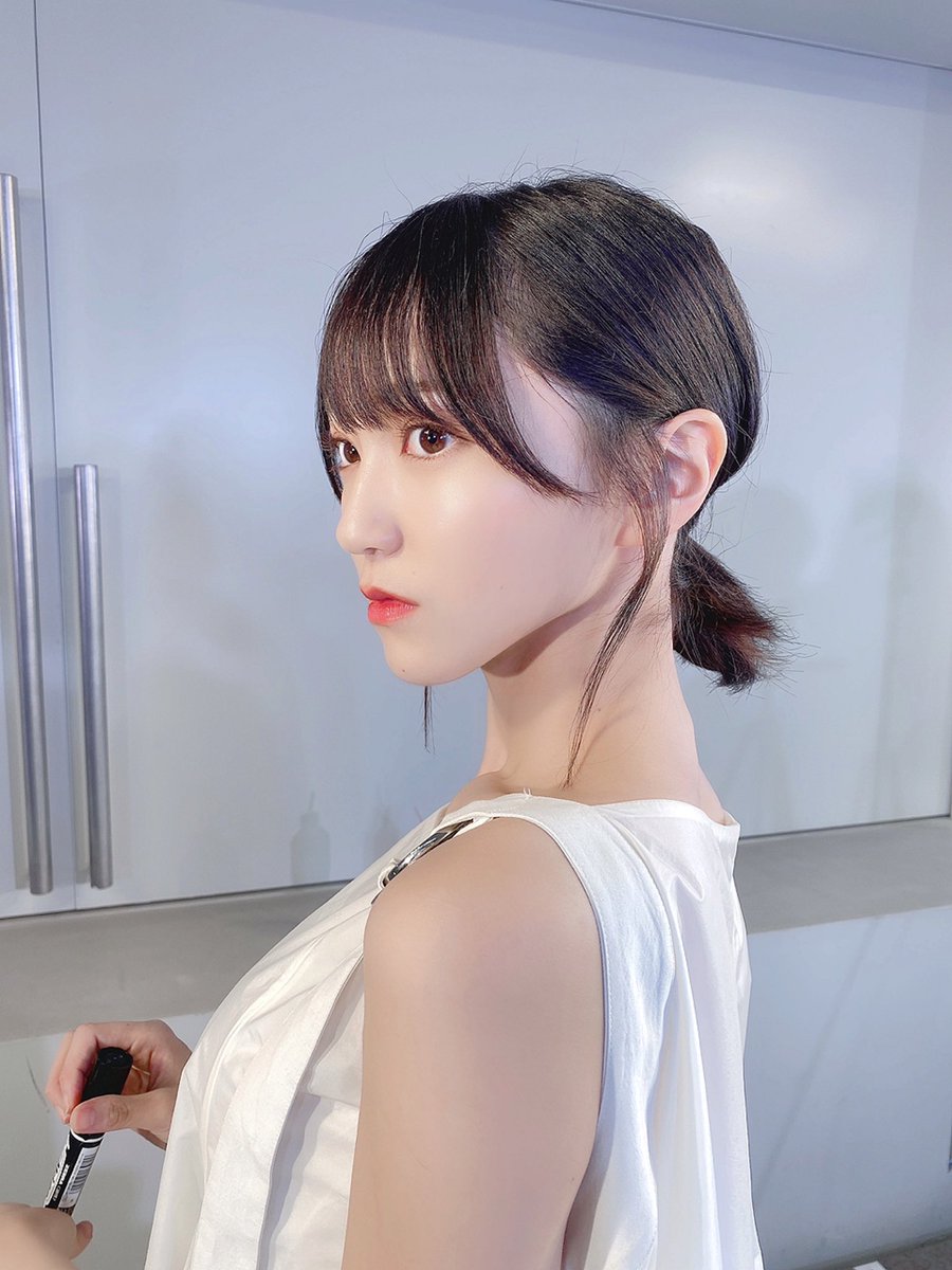 イコラブ] 8月2日 野口衣織ファースト写真集『君にしか教えない