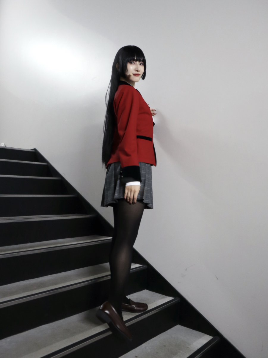 ノイミー] 蟹沢萌子&村山結香、舞台『賭ケグルイ』全14公演ありがとう