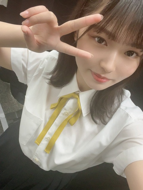 akB400039
