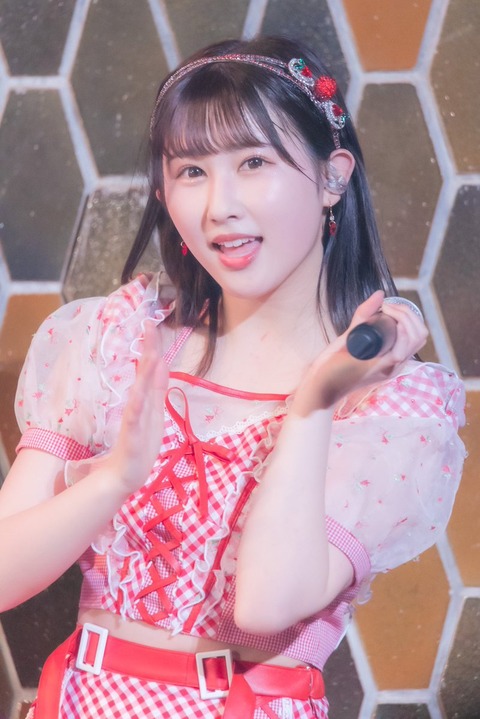 akB400009