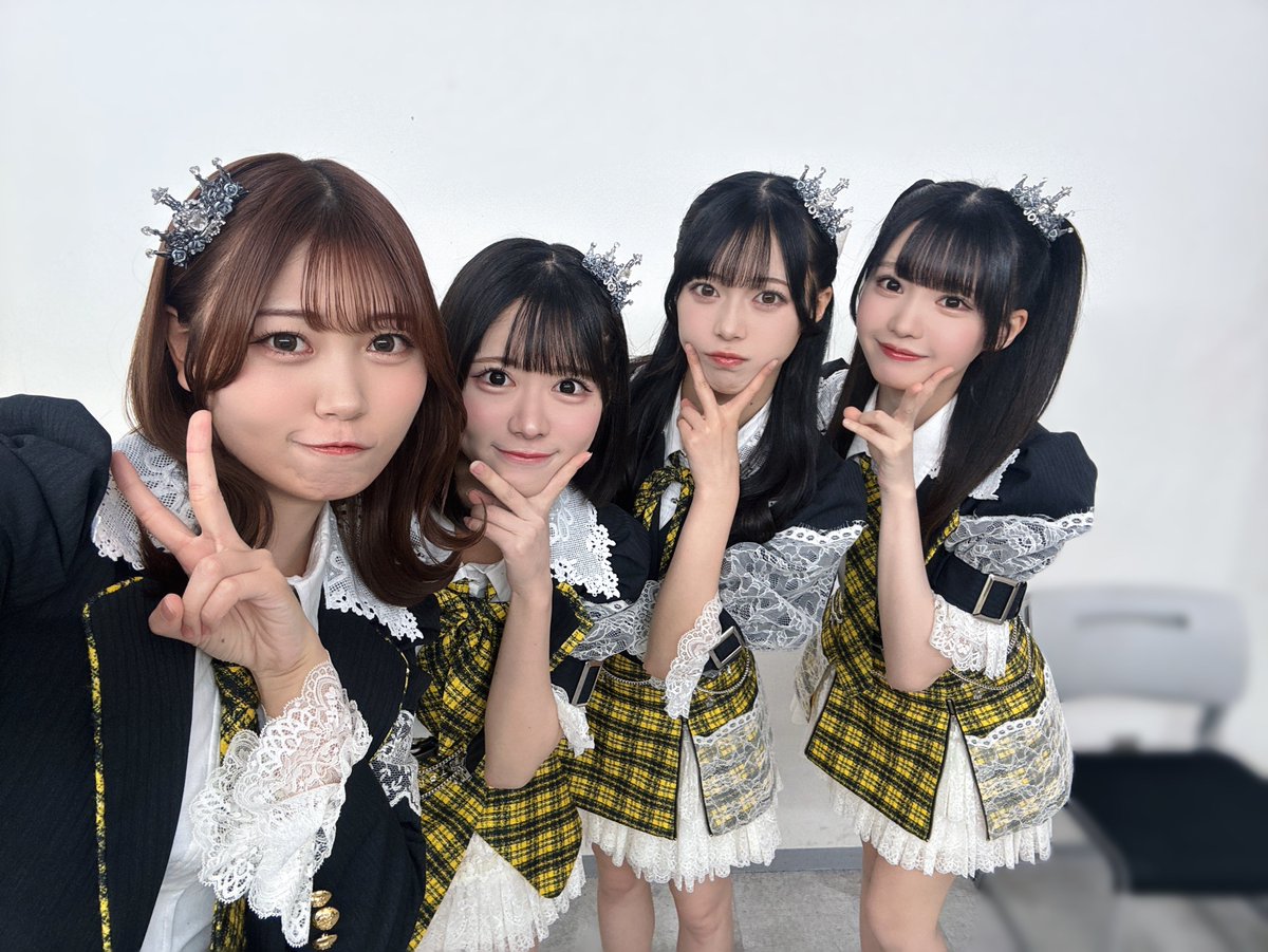 ニアジョイ] （体育館ディスコ＆初恋シンデレラ）個別撮影会・お