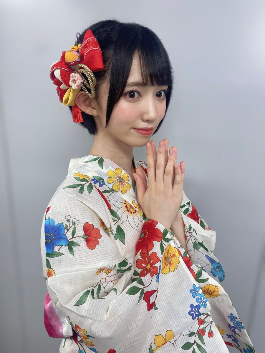 ニアジョイ] イコノイジョイ2022、グッズの浴衣姿オフショット