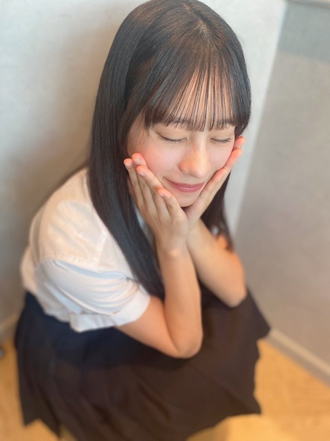 akI400006