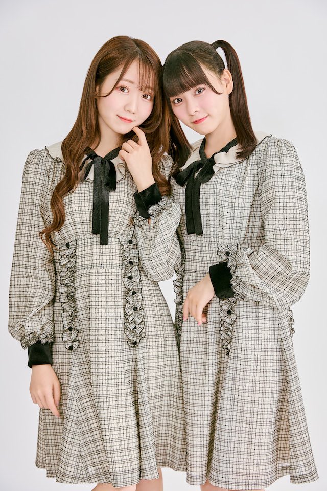 最初値下げ　イコラブ「The 5th」ジャケット写真衣装 = LOVE LOVE 通算10枚目となるシングル「The 5th」のMV、アートワーク