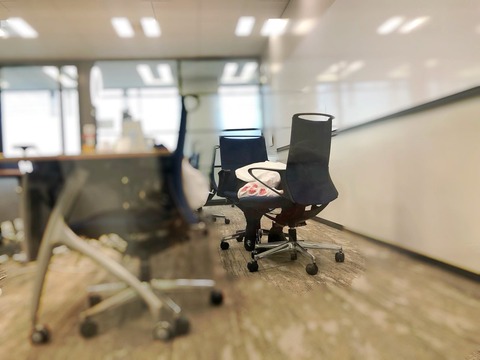 agQ600018