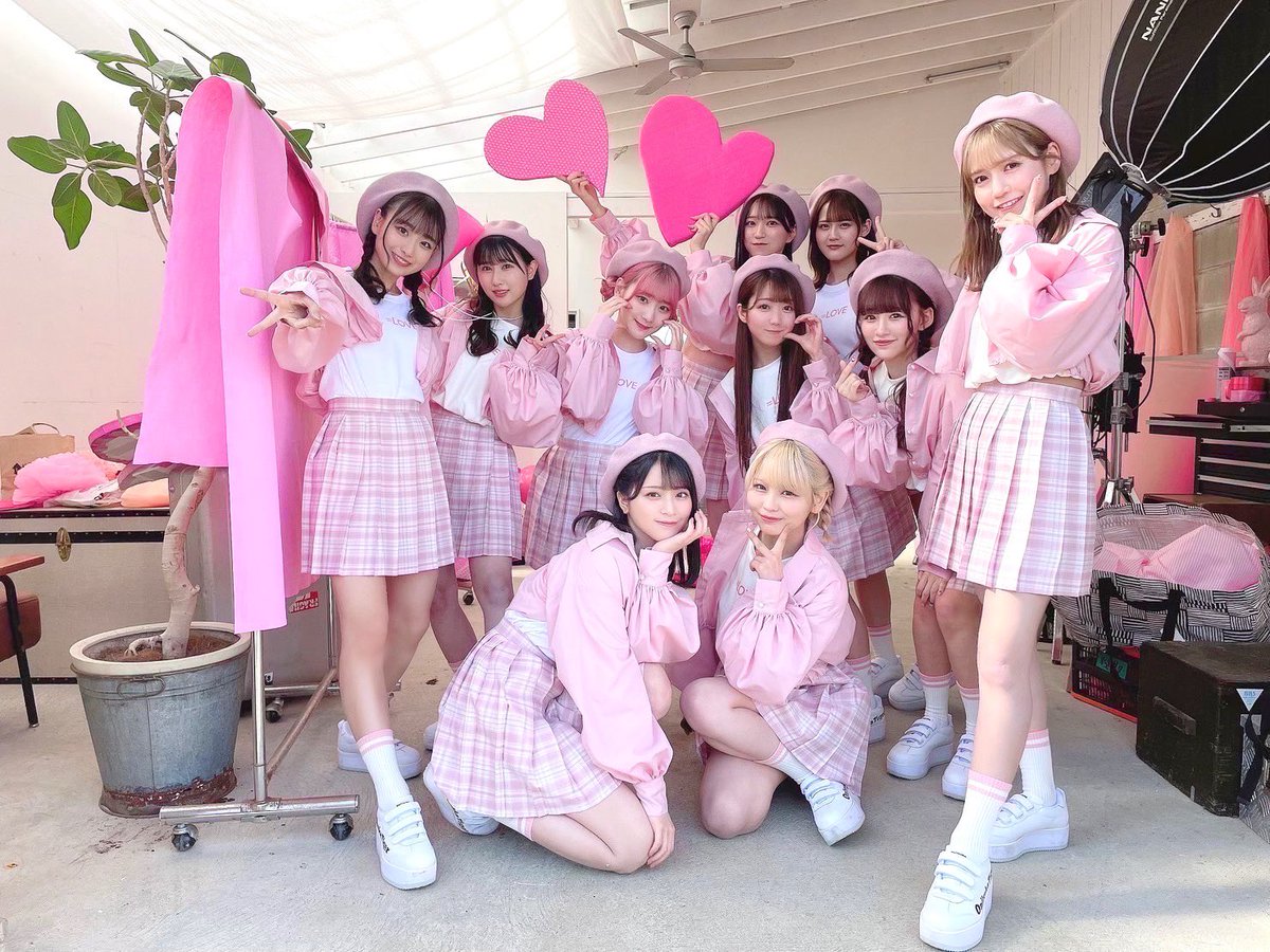 Amazon.co.jp: =LOVE イコラブ 生写真 野口衣織 直筆 ラブ