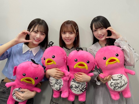 F8E2ALQa8AA-20s