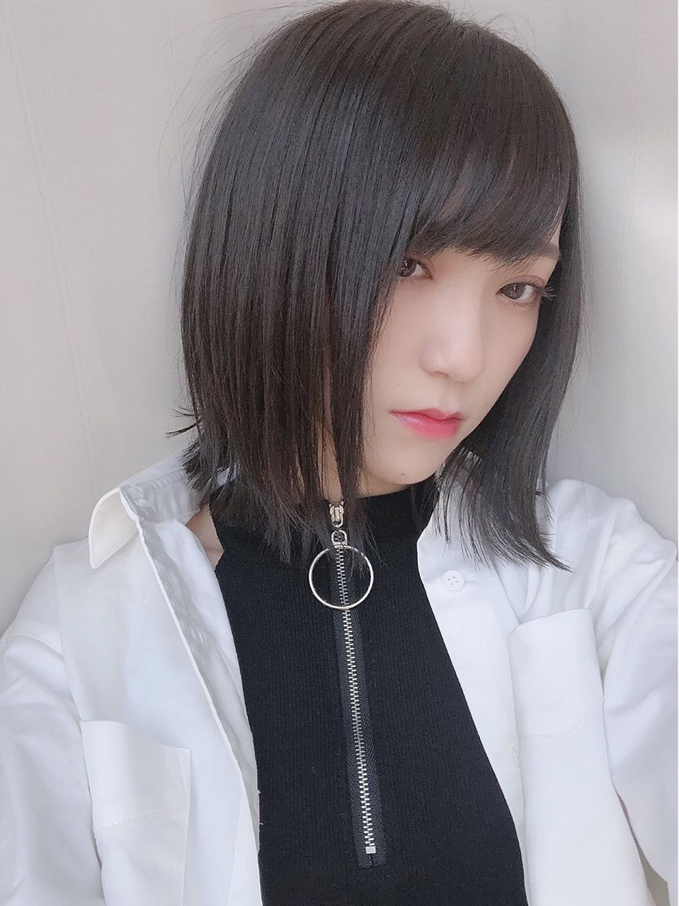 イコラブ] 野口衣織「少し切ってブラックグレーに、、短めの安心感