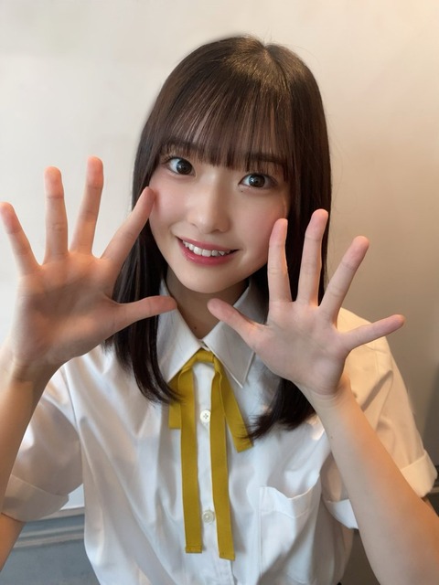 akI400004