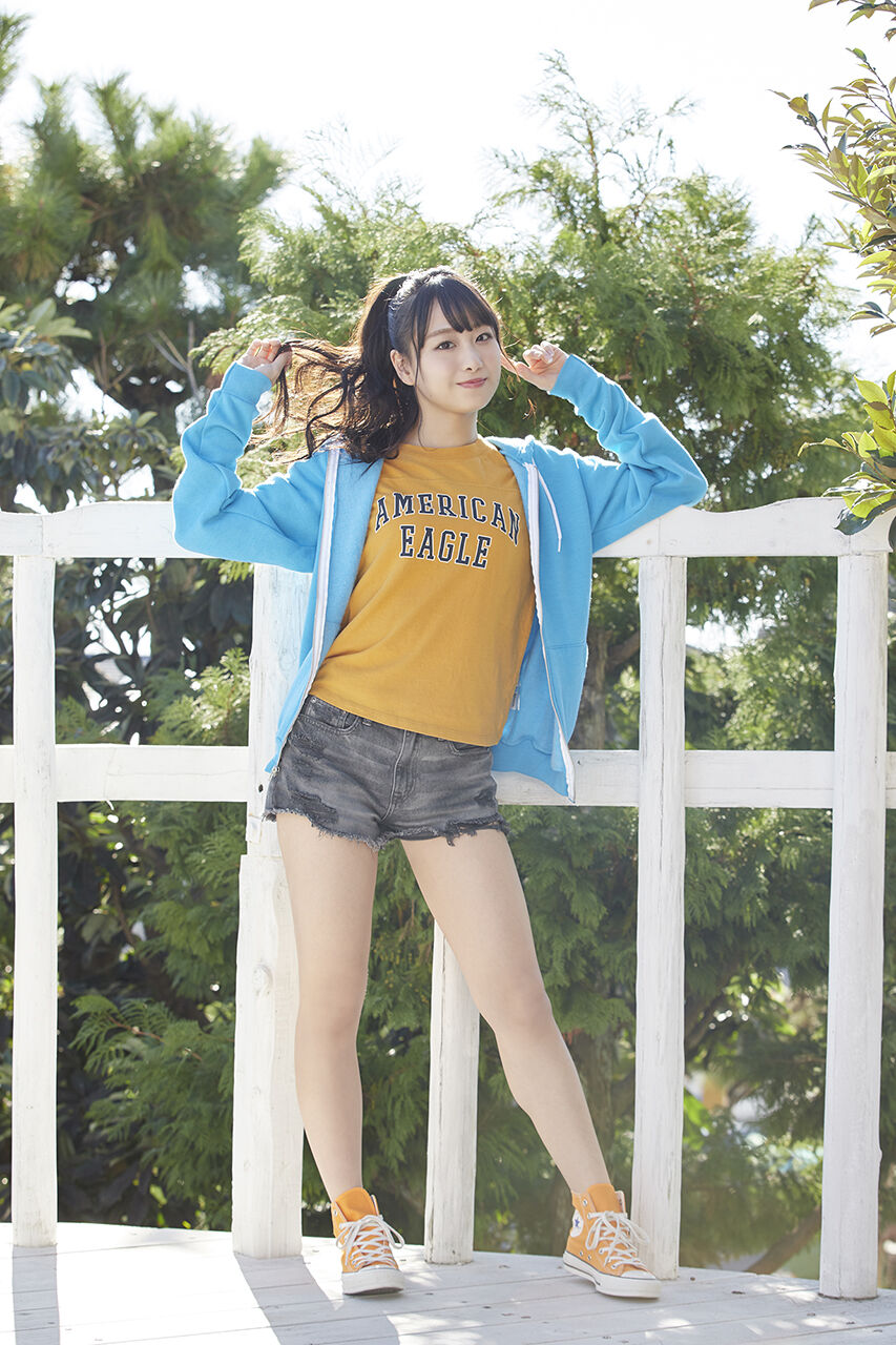 イコラブ ＝LOVE 大場花菜 瀧脇笙古 ラフォーレコラボ パーカー