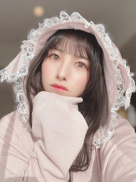 ajW700020