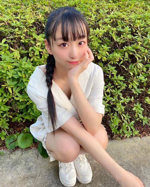 イコラブ] 瀧脇笙古「今年はセットアップをたくさん着ている気がします