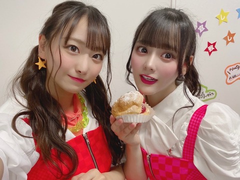 akB700004