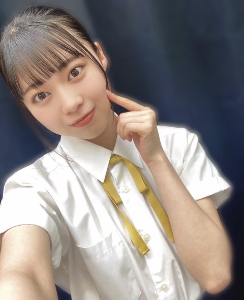 akB400037