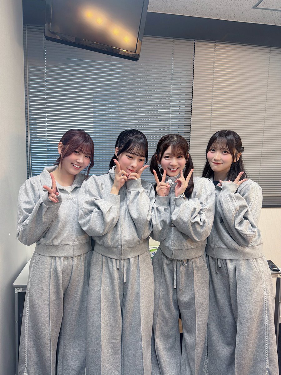ノイミー] イコジョイちゃん、さややん×dazzlinのコラボジャージ着用