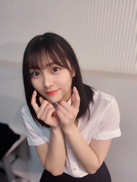 akB400049