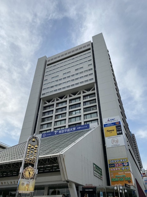ahJ500001