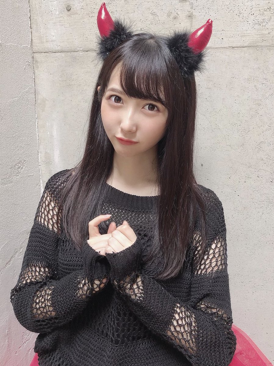 ≠ME] 谷崎早耶「BOMBさんの発売中！ もうすぐハロウィンということで