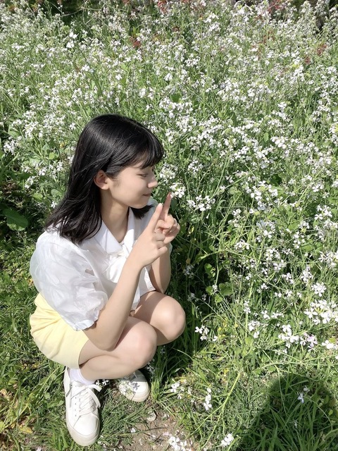 akI100021