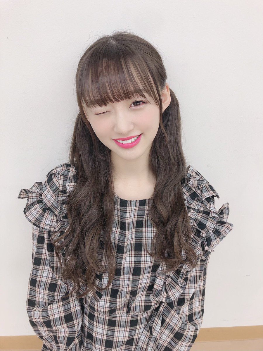 イコラブ] 音嶋莉沙「KATE レッドヌードルージュマニア 07の赤い下地の