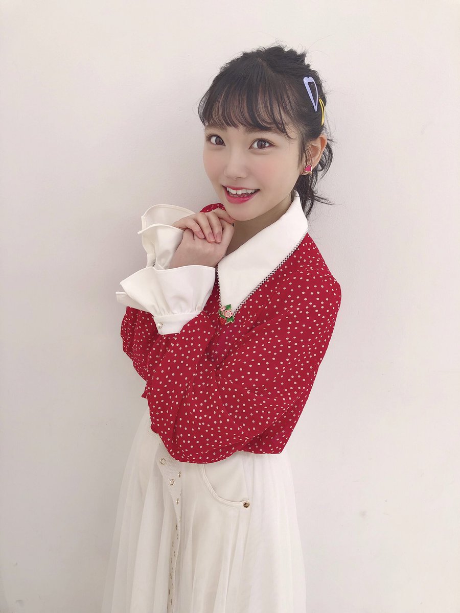 ノイミー] 本田珠由記「『珠由記でポン！』公開されました！赤いシャツ