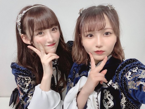 akB700020