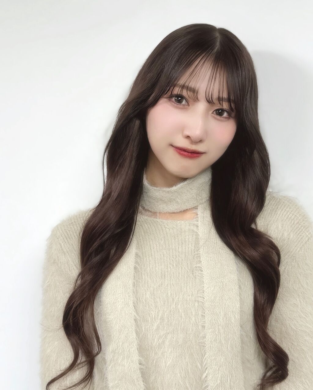 ノイミー] 蟹沢萌子、おNEW髪色もエクステもとっても素敵