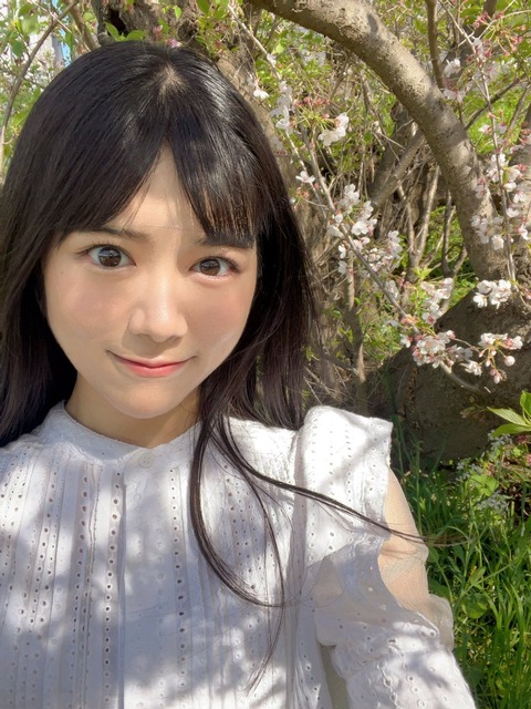 akI100015