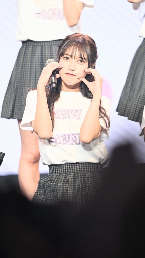 akB400002