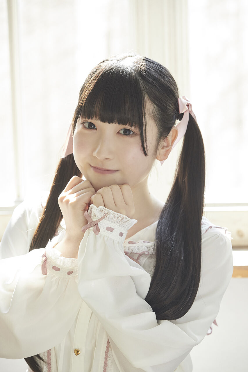 ノイミー] HUSTLE PRESS「≠ME（ノットイコールミー）連載 私服でポン