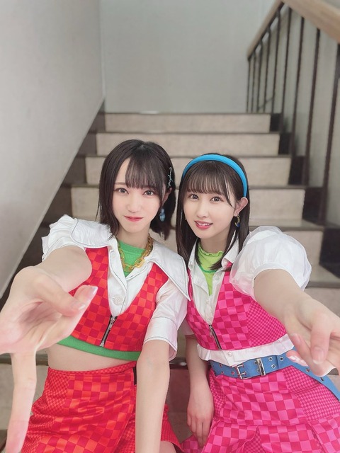 akB200010