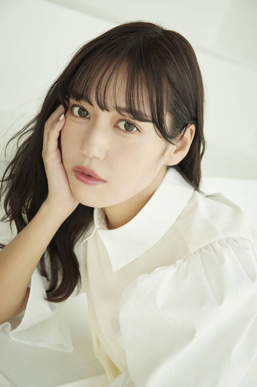 イコラブ] HUSTLE PRESS「=LOVE（イコールラブ）連載 私服でポン！（秋