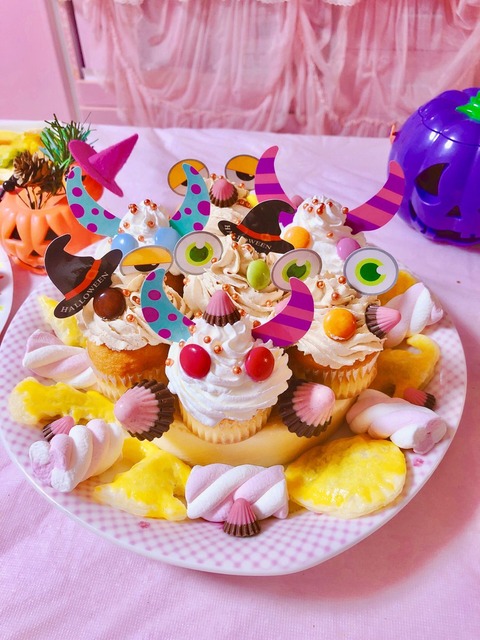 q300000026