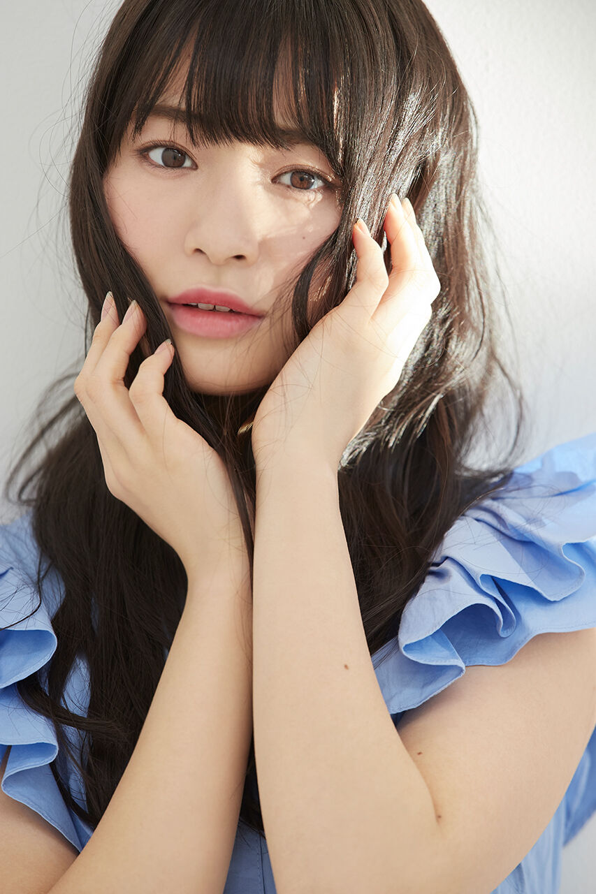 Amazon.co.jp: ノイミー 冨田菜々風 生写真 チュウ直筆サイン