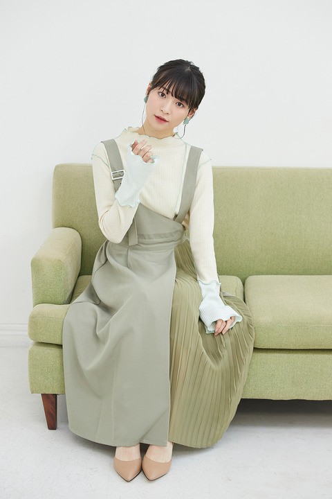 ノイミー] HUSTLE PRESS「≠ME（ノットイコールミー）連載 菜々風で