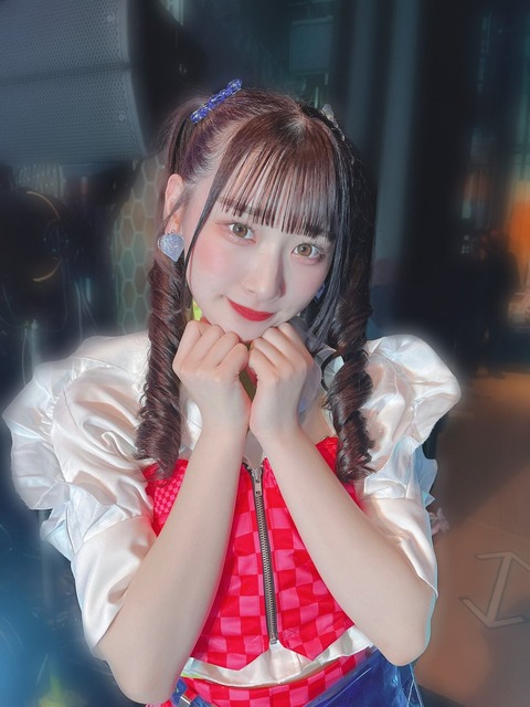 akB200026