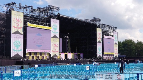 イコラブ イコノイフェス21 ステージセット 座席表 ノイミー イコラブ プレス イコラブまとめ