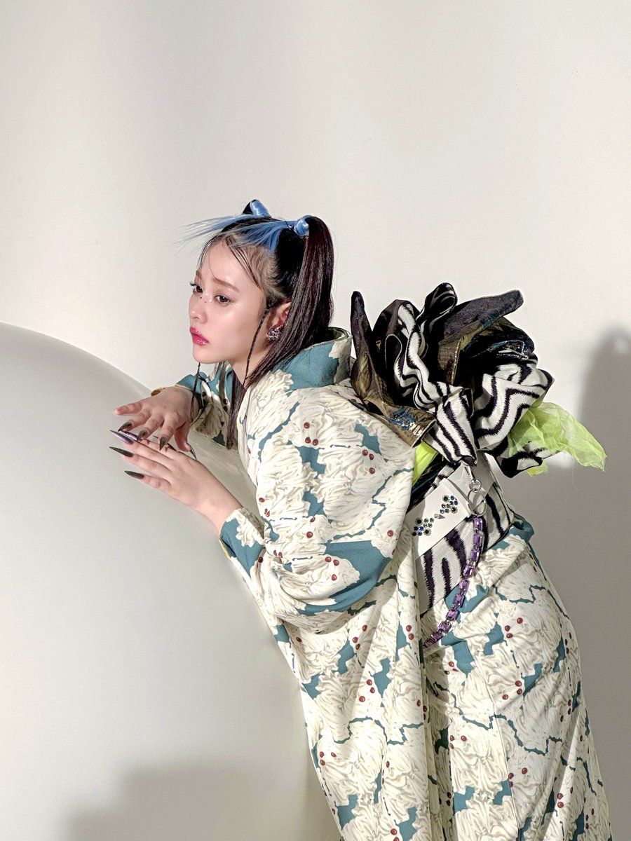 イコラブ] 齊藤なぎさ「Zipper 2022-2023年冬号」撮影の裏側をYoutube