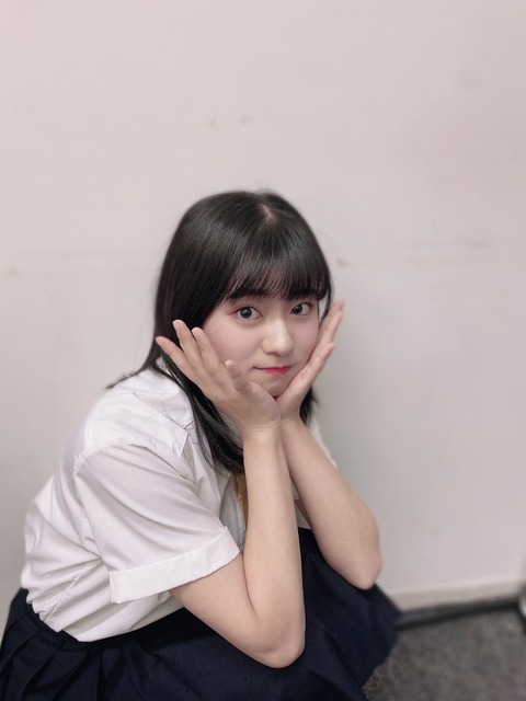 akB400029