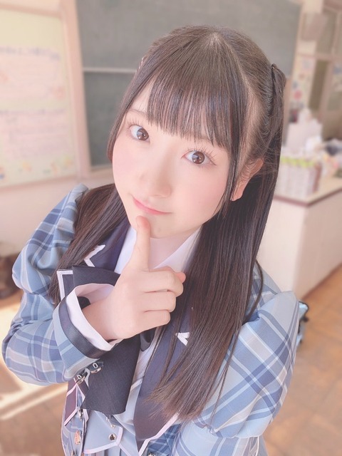 akB500010