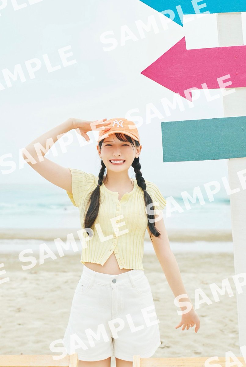 ノイミー] ≠ME鈴木瞳美1st写真集『ひとめぼれ』特典の特製ポスト