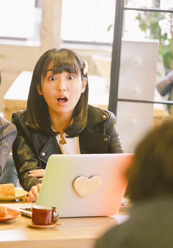 Ske48日高優月の太ももたまらん 腹筋はカッコいい